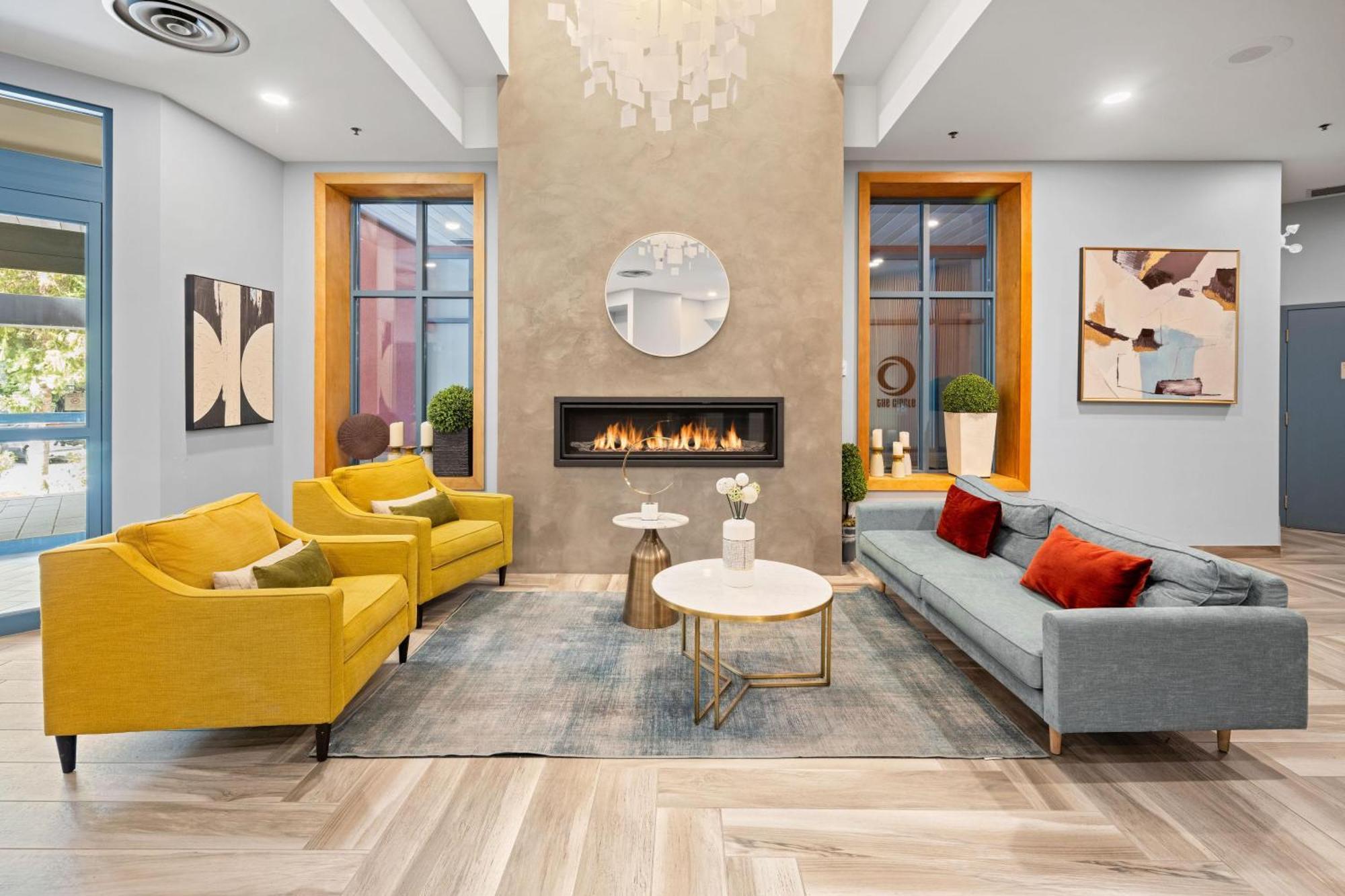 Alpenglow Lodge Two Bedroom Apartment By Mva Уистлер Экстерьер фото